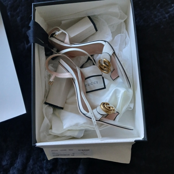 Mystic White Gucci Marmont Sandal/Shoes - Picture 2 of 4